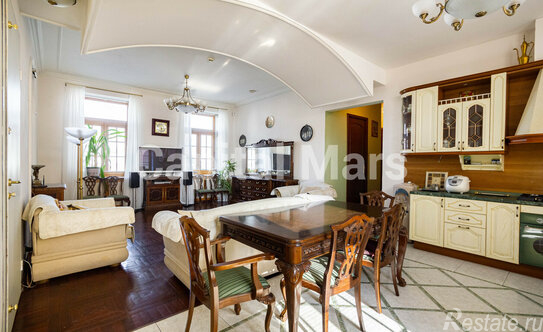 Аренда 4-комн квартиры на вторичном рынке улица Покровка,  д. 11