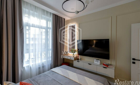 Продажа 2-комн квартиры на вторичном рынке улица Академика Королёва,  д. 13