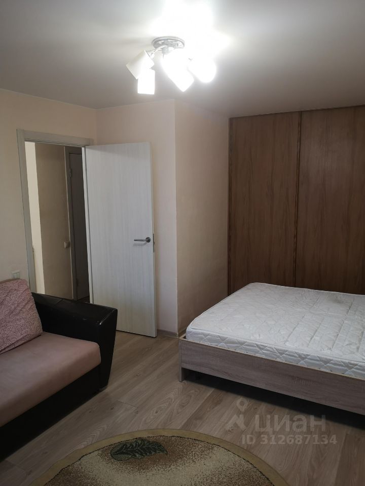 Аренда 1-комн квартиры на вторичном рынке улица Яблочкова, 35А