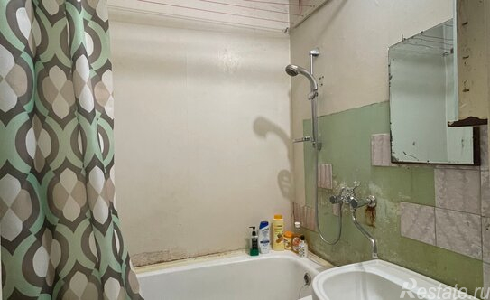 Продажа 2-комн квартиры на вторичном рынке Будапештская улица,  д. 86 к1