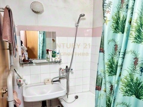 Продажа 2-комн квартиры на вторичном рынке Самаркандский бульвар,  д. 9К2