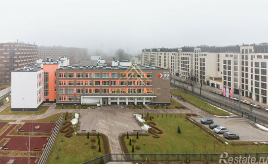 Продажа 4-комн квартиры на вторичном рынке Петровский пр-кт,  д. 11 к2