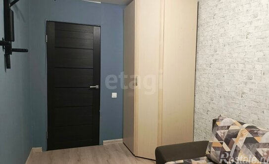 Продажа 2-комн квартиры на вторичном рынке Кириши, Волховская наб,  д. 18