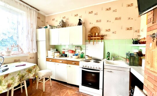 Продажа 2-комн квартиры на вторичном рынке ул Зюзинская,  д. 4,  к. 3