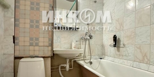 1-комн квартира Малахитовая улица,  д. 14