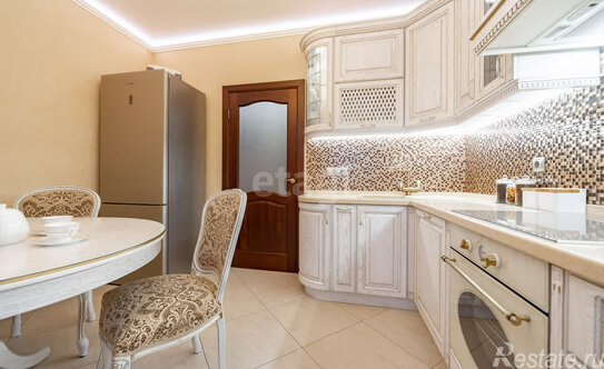 Продажа 2-комн квартиры на вторичном рынке улица Катерников,  д. 7