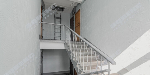 2-комн квартира Замшина улица,  д. 9