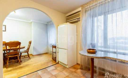 Продажа 3-комн квартиры на вторичном рынке Просвещения пр-кт,  д. 14,  к. 2