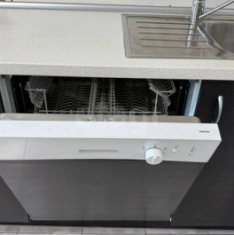 Продажа 2-комн квартиры на вторичном рынке Большевиков пр-кт,  д. 11 к2