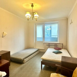 Продажа 1-комн квартиры на вторичном рынке Солнечная улица,  д. 2