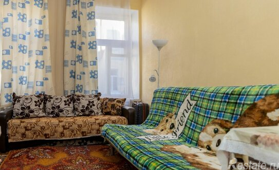 Продажа 3-комн квартиры на вторичном рынке улица Декабристов,  д. 10