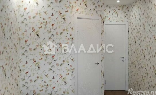 Продажа 2-комн квартиры на вторичном рынке улица Сосенский Стан,  д. 11