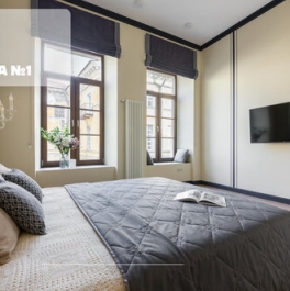 Продажа 3-комн квартиры на вторичном рынке Морская Б. ул,  д. 9