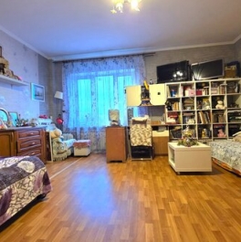 Продажа 4-комн квартиры на вторичном рынке Юрия Гагарина пр-кт,  д. 77