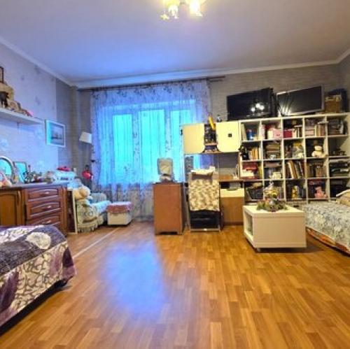 4-комн квартира Юрия Гагарина пр-кт,  д. 77