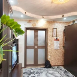 Продажа 2-комн квартиры на вторичном рынке Серпухов, Российская улица,  д. 38А