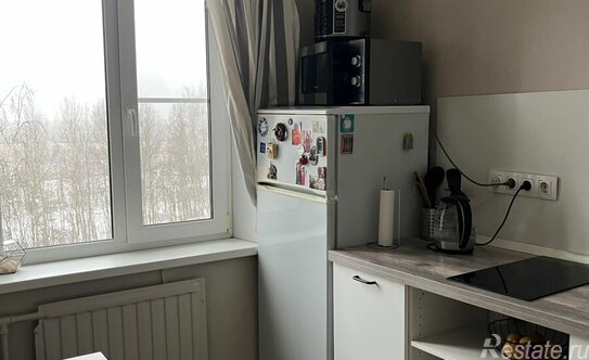 Продажа 1-комн квартиры на вторичном рынке Планерная улица,  д. 67