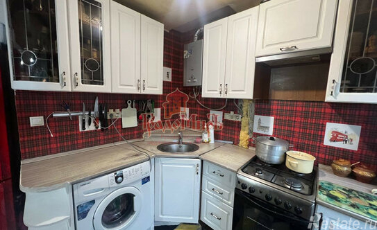 Продажа 2-комн квартиры на вторичном рынке Павельцево, улица Нефтяников,  д. 16