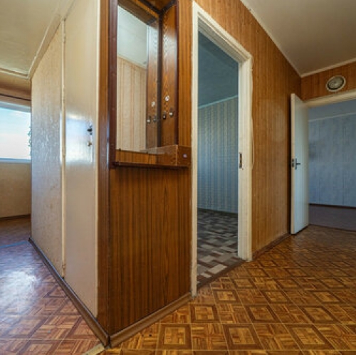 3-комн квартира Стрельнинское (Торики) ш,  д. 6 к1