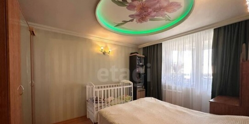 2-комн квартира Святоозёрская улица,  д. 32