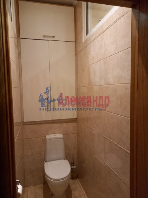 Продажа 2-комн квартиры на вторичном рынке Красных Зорь бул. ,  д. 11
