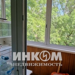 Продажа 2-комн квартиры на вторичном рынке Новощукинская улица,  д. 14