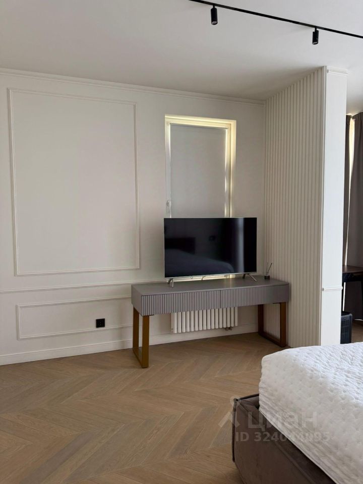 Продажа 3-комн квартиры на вторичном рынке Одинцово, улица Маршала Бирюзова, 13