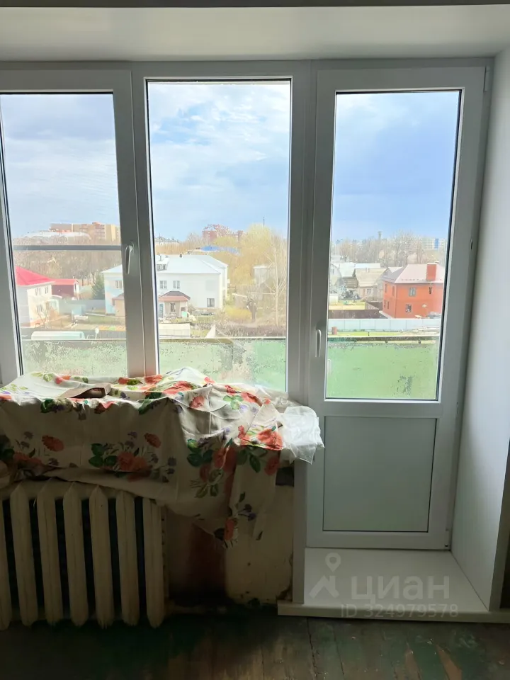 Продажа 1-комн квартиры на вторичном рынке Куровское, улица Комсомольская, 16