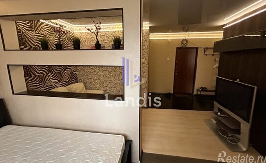 Продажа 1-комн квартиры на вторичном рынке улица Лётчика Ульянина,  д. 2