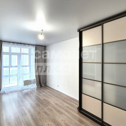 3-комн квартира Ям, улица Мезенцева,  д. 14