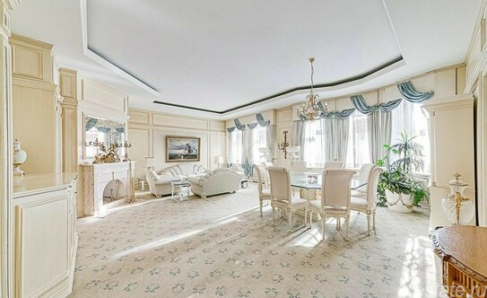 Продажа 4-комн квартиры на вторичном рынке Ордынка Б. ул