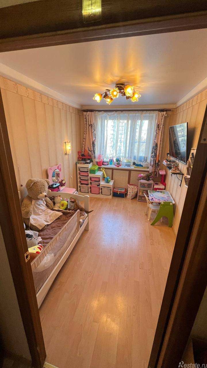 Продажа 3-комн квартиры на вторичном рынке Маршала Новикова ул ,  д. 5