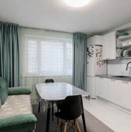 Продажа 3-комн квартиры на вторичном рынке Филёвский бульвар,  д. 12