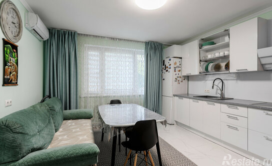 Продажа 3-комн квартиры на вторичном рынке Филёвский бульвар,  д. 12