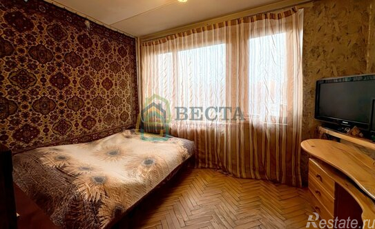 Продажа 2-комн квартиры на вторичном рынке Ветеранов пр-кт,  д. 13