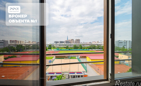 Продажа 4-комн квартиры на вторичном рынке Дачный пр-кт,  д. 32