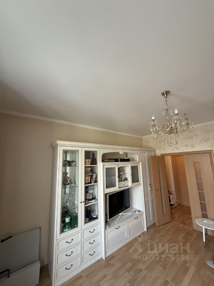 Продажа 1-комн квартиры на вторичном рынке Железнодорожный мкр, Балашиха, улица Маяковского,  д. 24