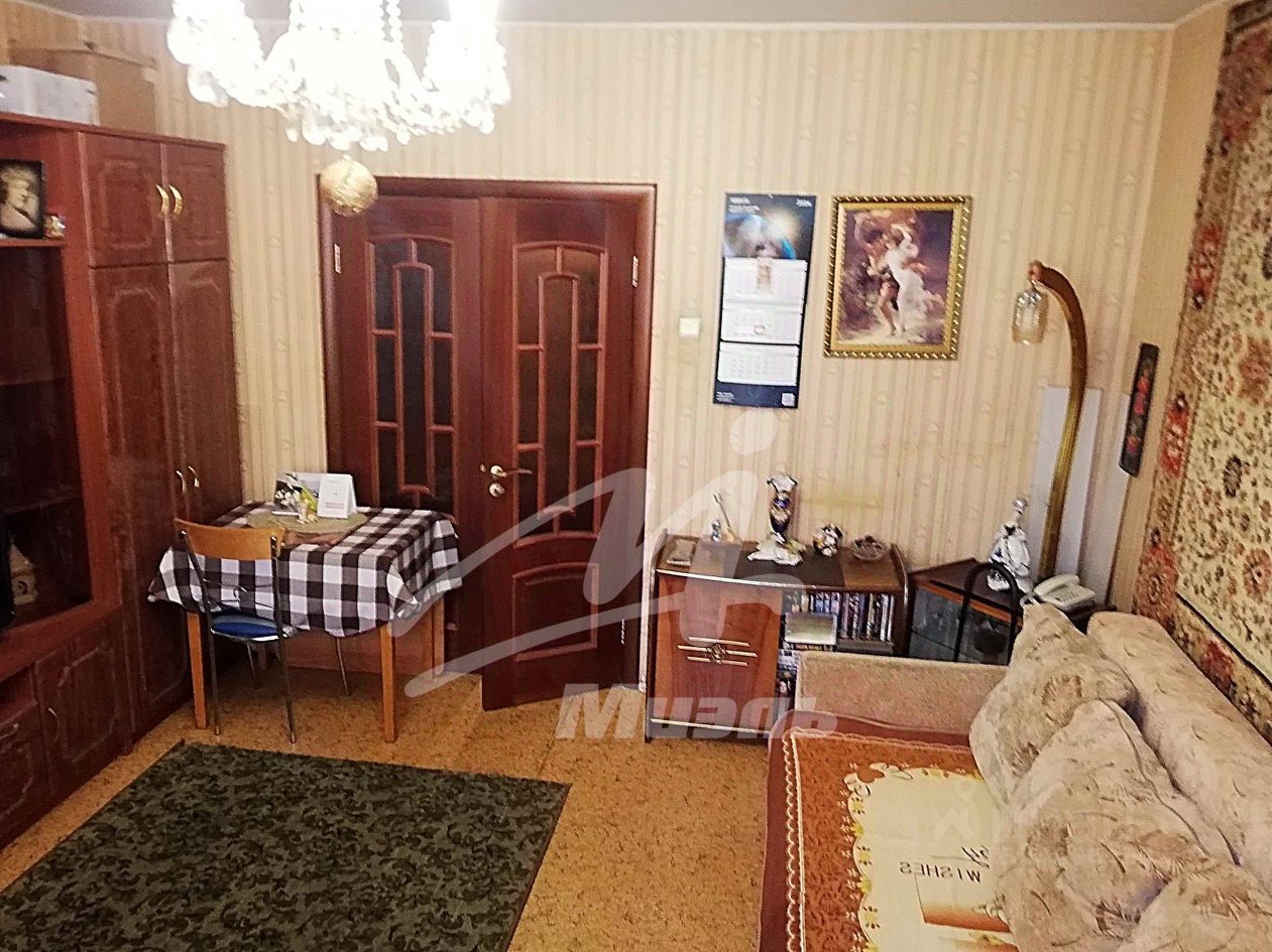 Продажа 2-комн квартиры на вторичном рынке Старобитцевская улица, 23К1