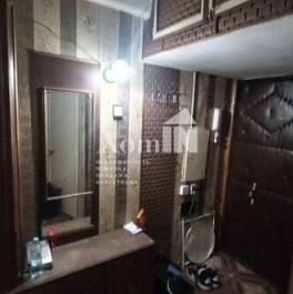 Продажа 1-комн квартиры на вторичном рынке Космонавтов пр-кт,  д. 52,  к. 4