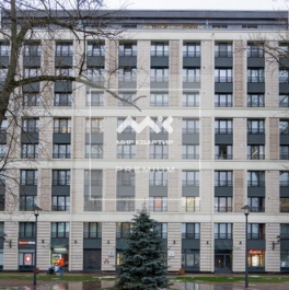 Продажа 2-комн квартиры на вторичном рынке наб Чёрной речки,  д. 5