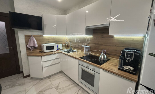 Продажа 3-комн квартиры на вторичном рынке Подольск г, Климовск мкр, Серпуховская ул,  д. 7