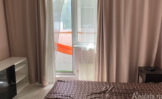 Продажа 1-комн квартиры на вторичном рынке улица Кутузова,  д. 2