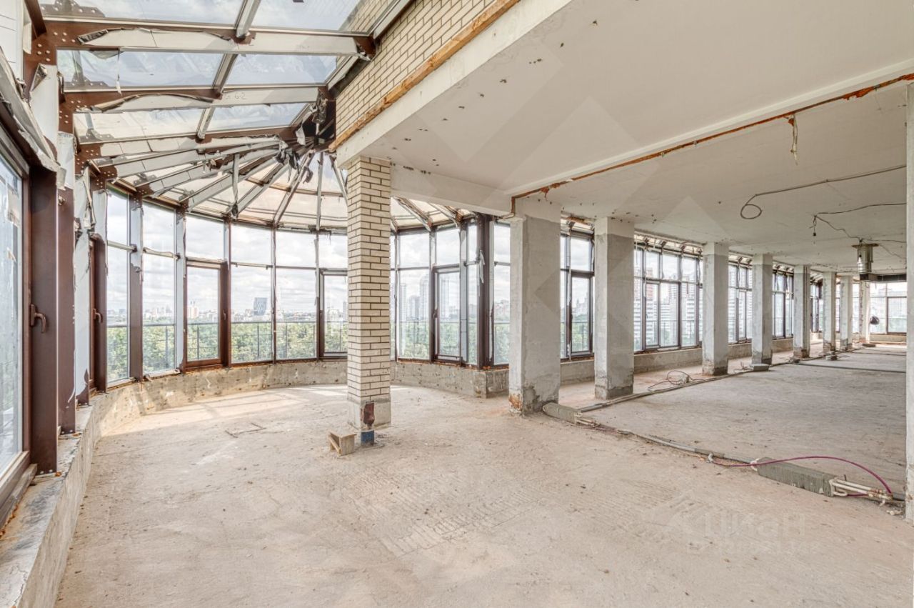 Продажа 6-комн квартиры на вторичном рынке Староволынская улица, 15к6
