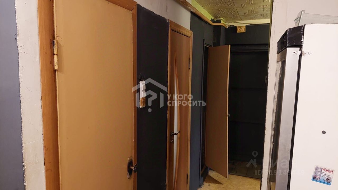 Продажа 4-комн квартиры на вторичном рынке Петергоф, улица Шахматова, 4к1