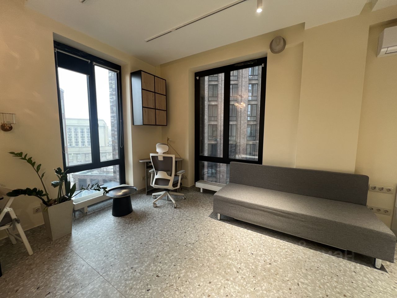 Продажа 1-комн квартиры на вторичном рынке Ходынская улица, 2