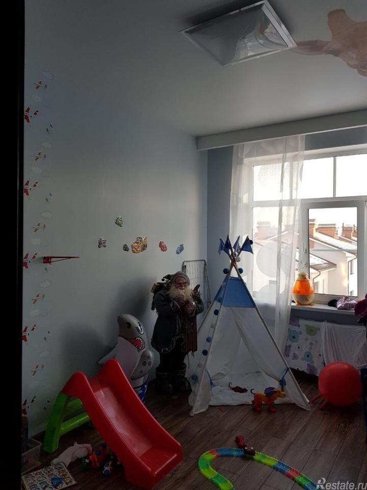 Продажа 3-комн квартиры на вторичном рынке Всеволода Боброва,  д. 31