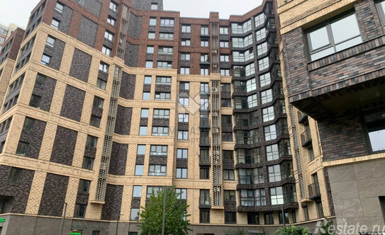 Продажа 2-комн квартиры на вторичном рынке Лиственная улица,  д. 20 к2 с1