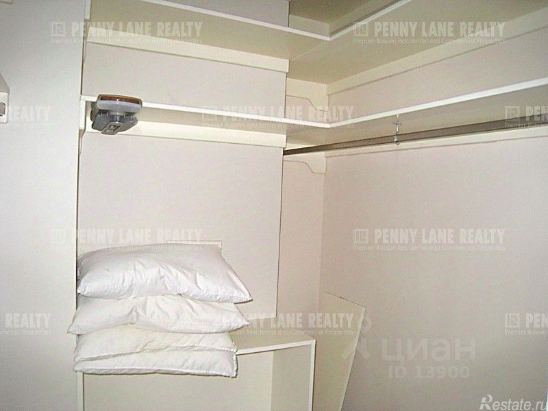 Аренда 4-комн квартиры на вторичном рынке Колобовский 1-й пер,  д. 18