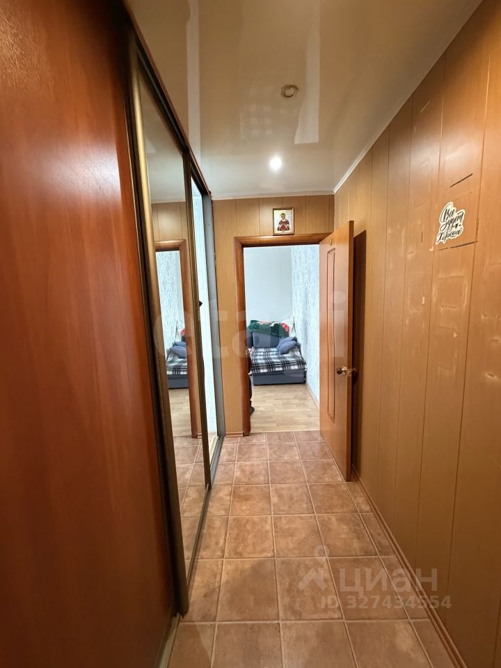 Продажа 2-комн квартиры на вторичном рынке Лопатинский мкр, улица Андреса,  д. 9