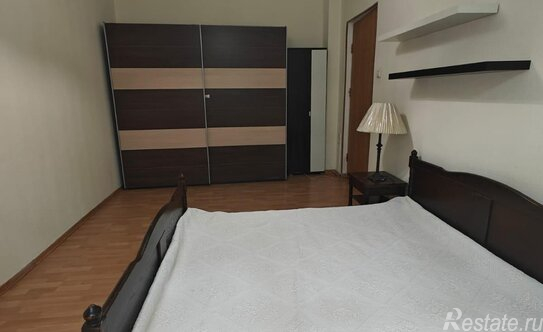 Продажа 2-комн квартиры на вторичном рынке Фрунзенская набережная